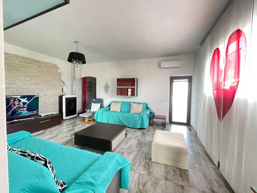 דירות בודוני H 51 Family House