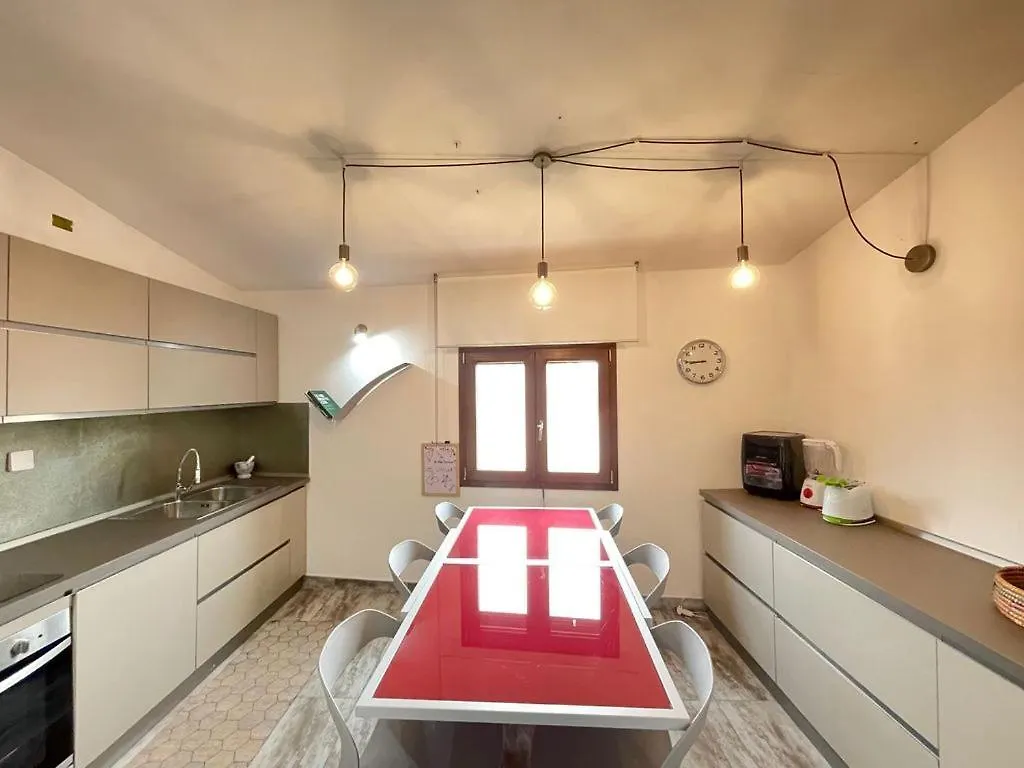 דירות בודוני H 51 Family House